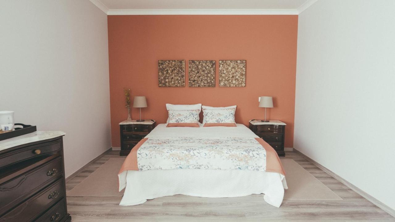 Vila Milreu Guest House Estoi Bagian luar foto